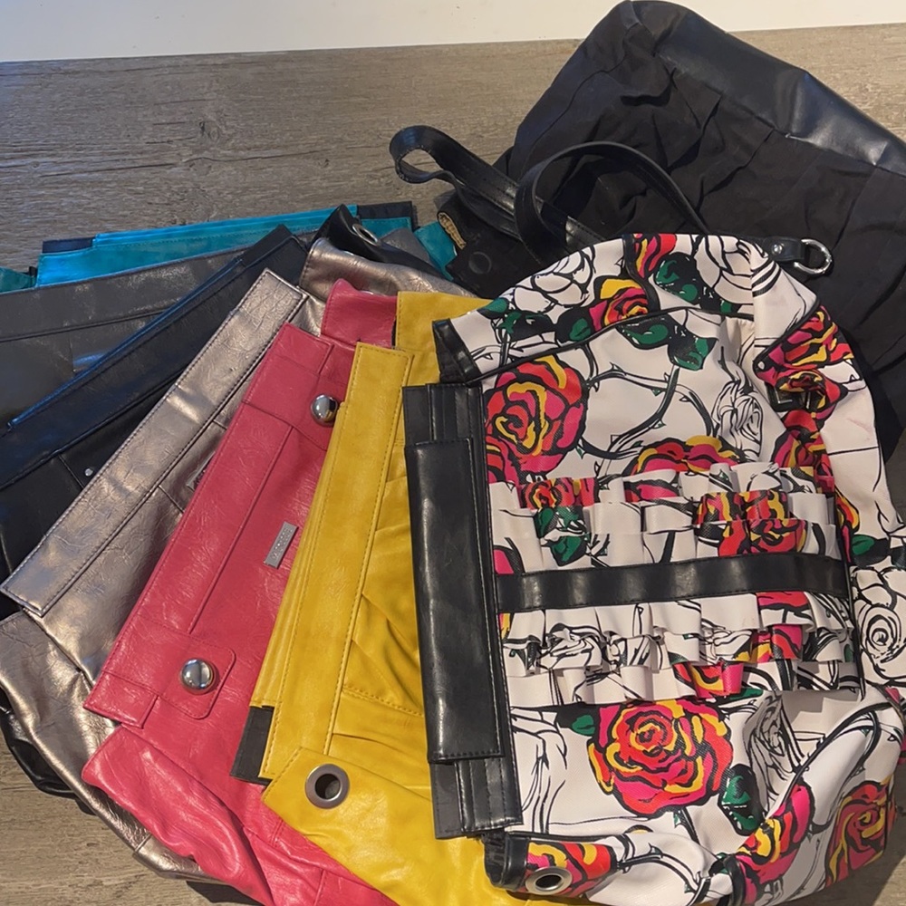 Miche bundle - one inside, two black handles, 7 shells and one small zipper bag